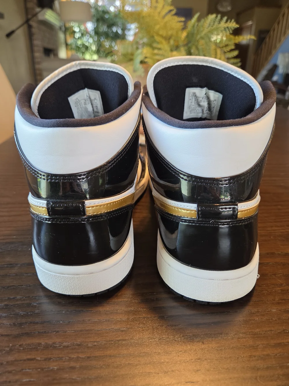 Nike Air Jordan 1 Mid SE Patent Black Gold Metallic White Men's 10.5 852542-007
